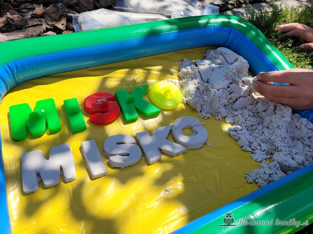 magický piesok s formičkami ABECEDA